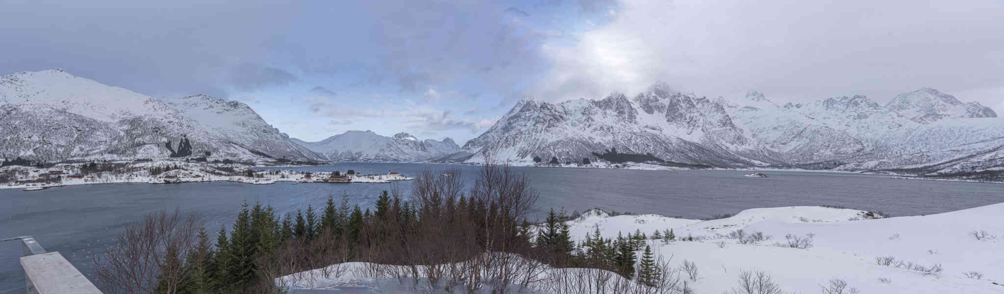 Noruega - islas Lofoten 201 - Vestpollen - Austnesfjorden.jpg